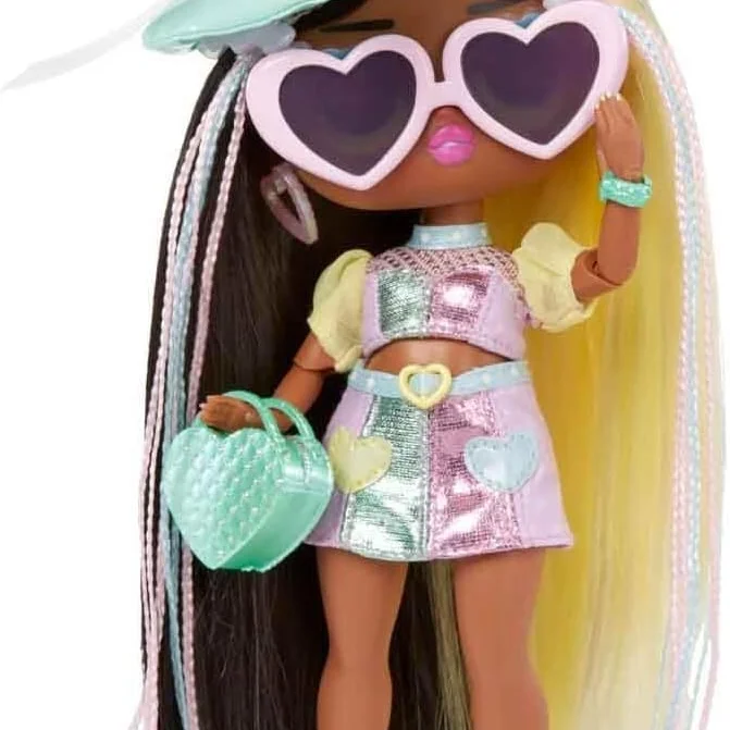 Poupee LOL Tweens Series 4 Darcy Blush